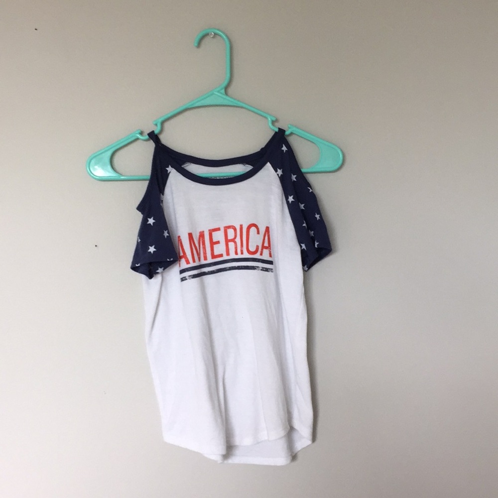 Grayson Social Cold shoulder Tee